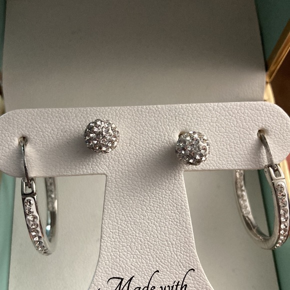 Jenni Park earrings set of two - Picture 2 of 5